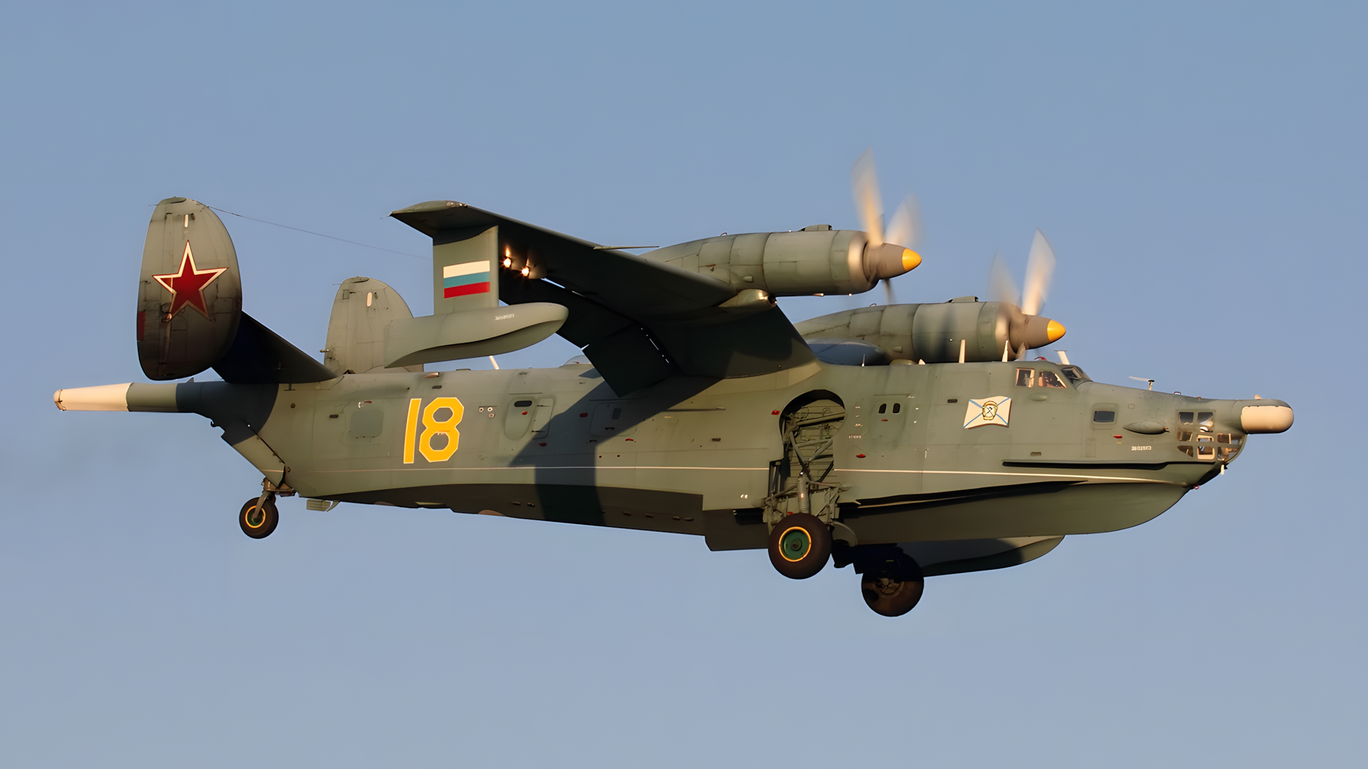 Wasserflugzeug, Be-12, Berijew Be-12, Beriev Be-12PS, Flugboot, Berijew