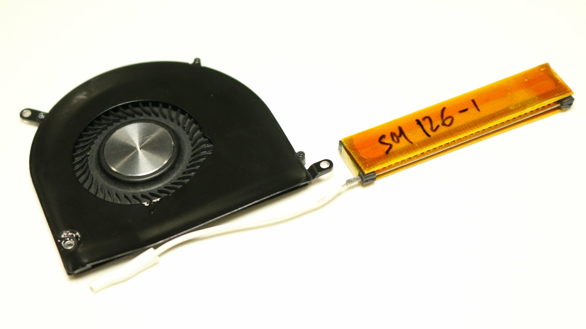 Laptop, Lüfter, Kühler, Ionenwind, DBD, Plasma-Aktuator, Dielectric Battery Discharge