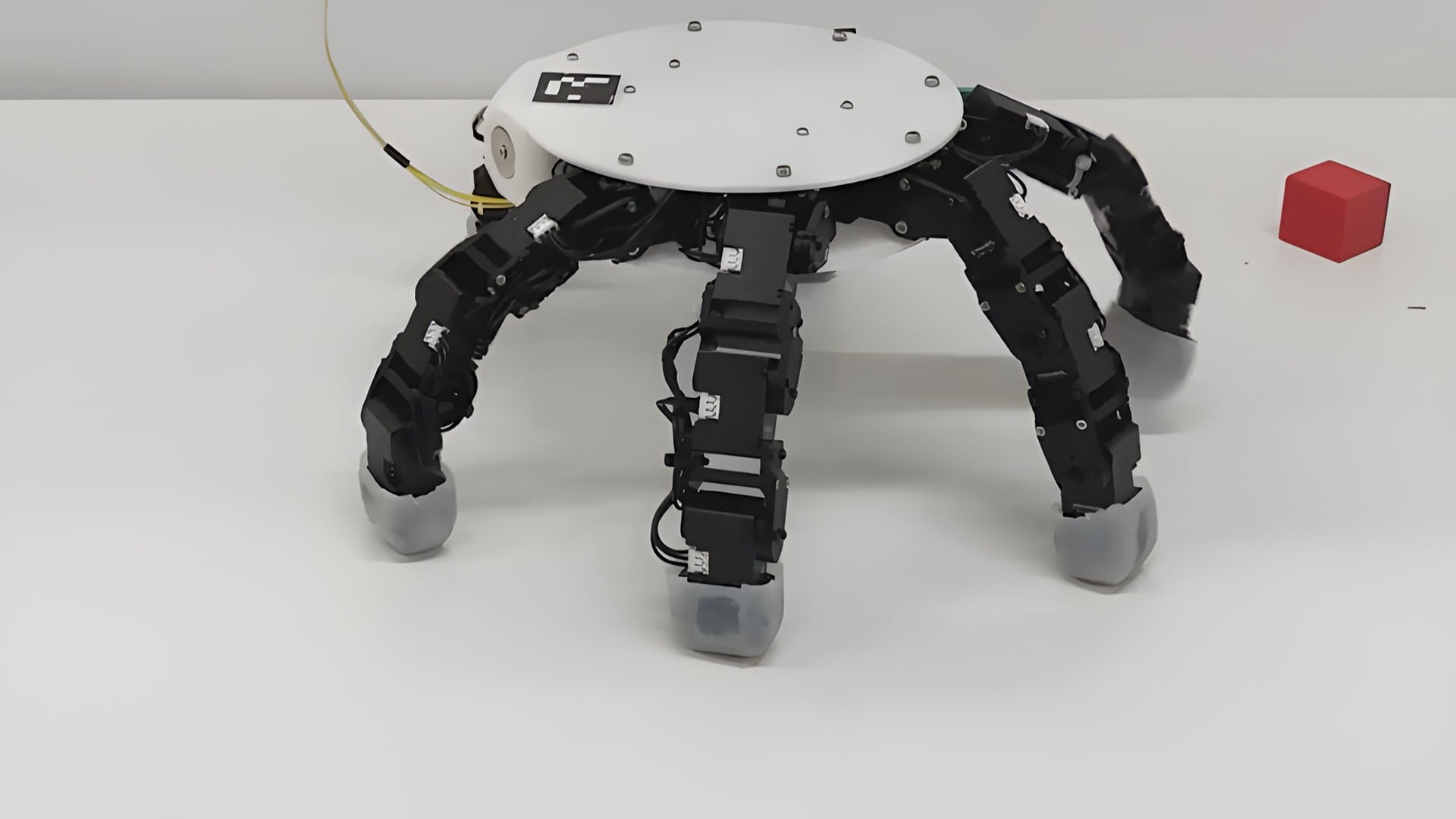 Roboter, Robotik, Roboterhand