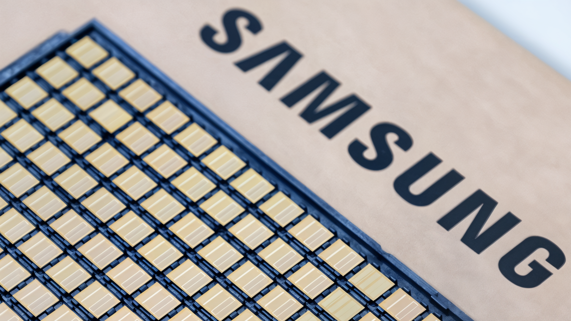 Samsung, Ki, Chip, Speicher, Chips, HBM, Speicherchip, Tray, HBM4