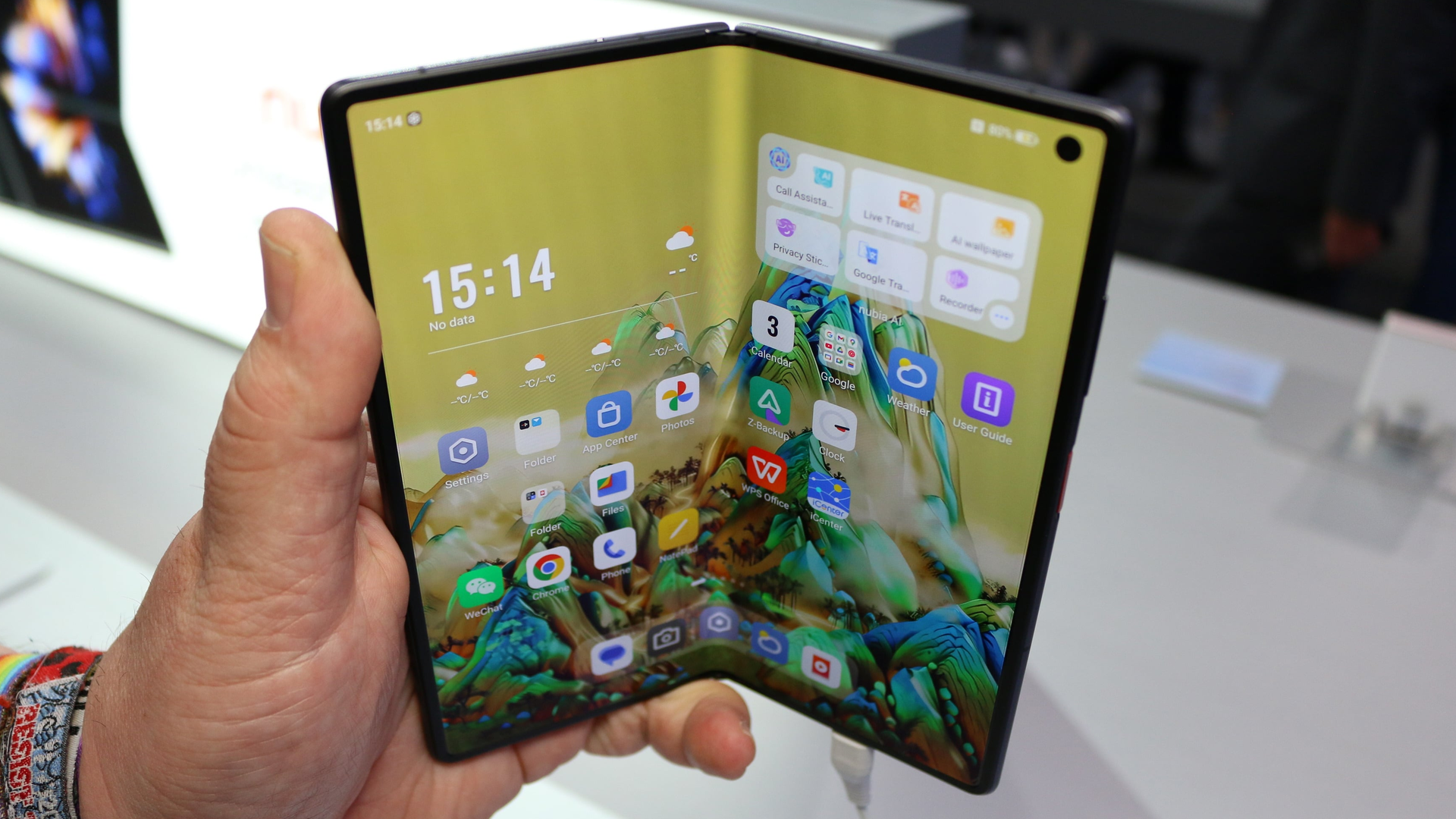 Smartphone, faltbar, Faltbares Display, foldable, Faltbares Smartphone, Falt-Smartphone, flexibles Display, Faltdisplay, Klapphandy, Foldable Display, Falt-Display, Nubia Fold