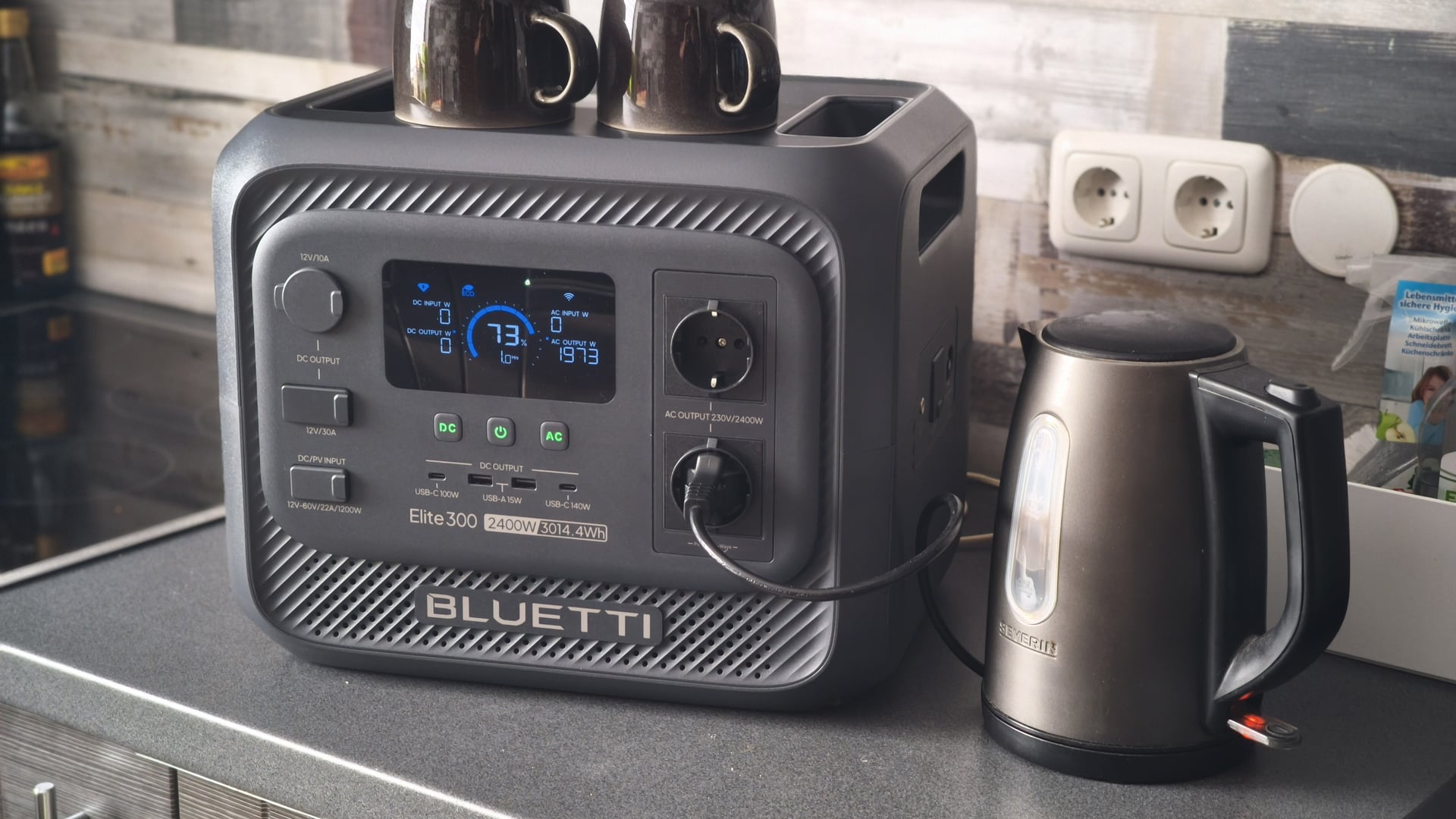 Akku, Energie, Batterie, Stromversorgung, Strom, Energieversorgung, Stromspeicher, Bluetti, Powerstation, Bluetti Elite 300