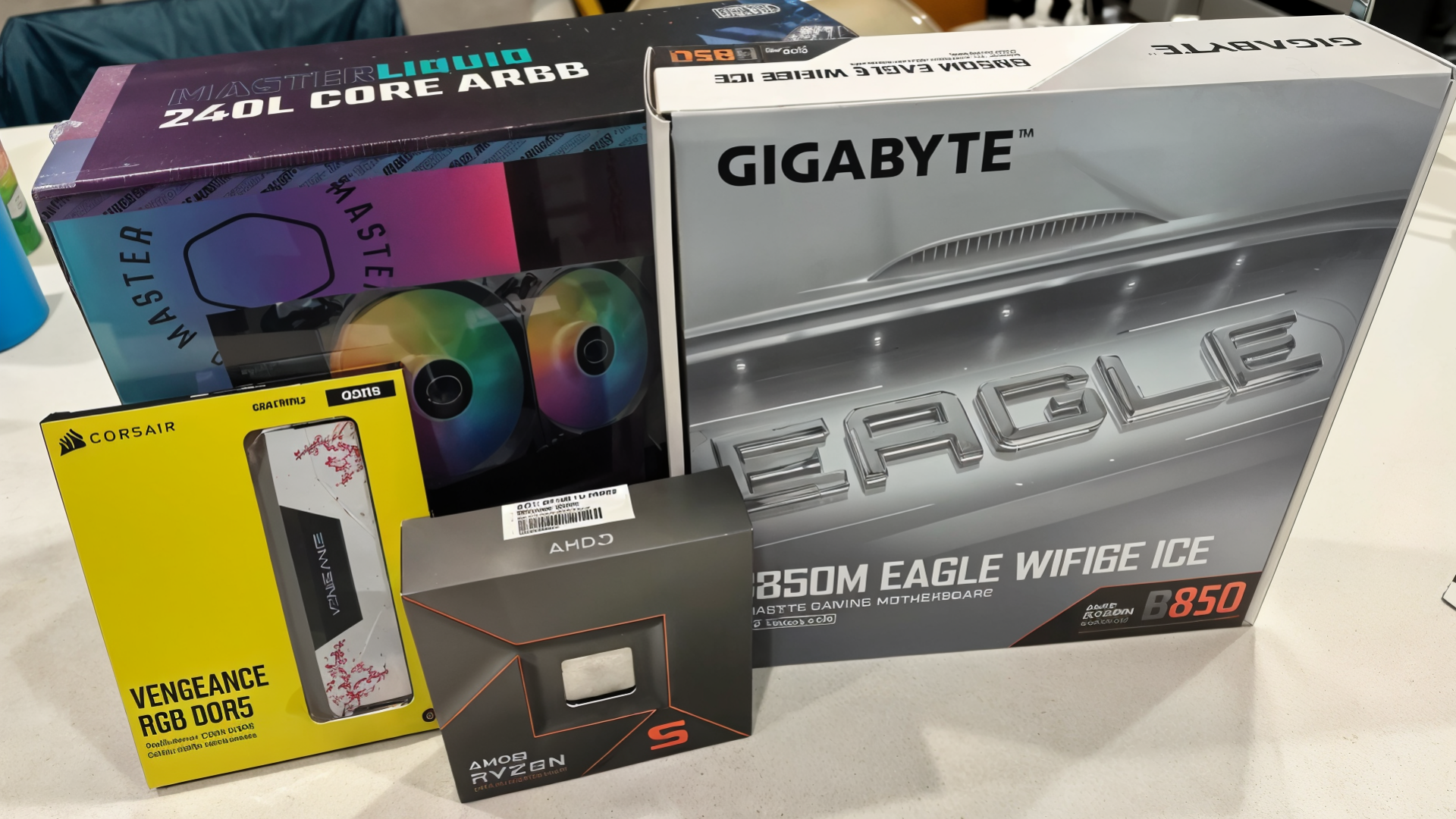 Cpu, Prozessor, Hardware, Amd, Ram, Ryzen, Mainboard, Gigabyte, Corsair, Wasserkühlung