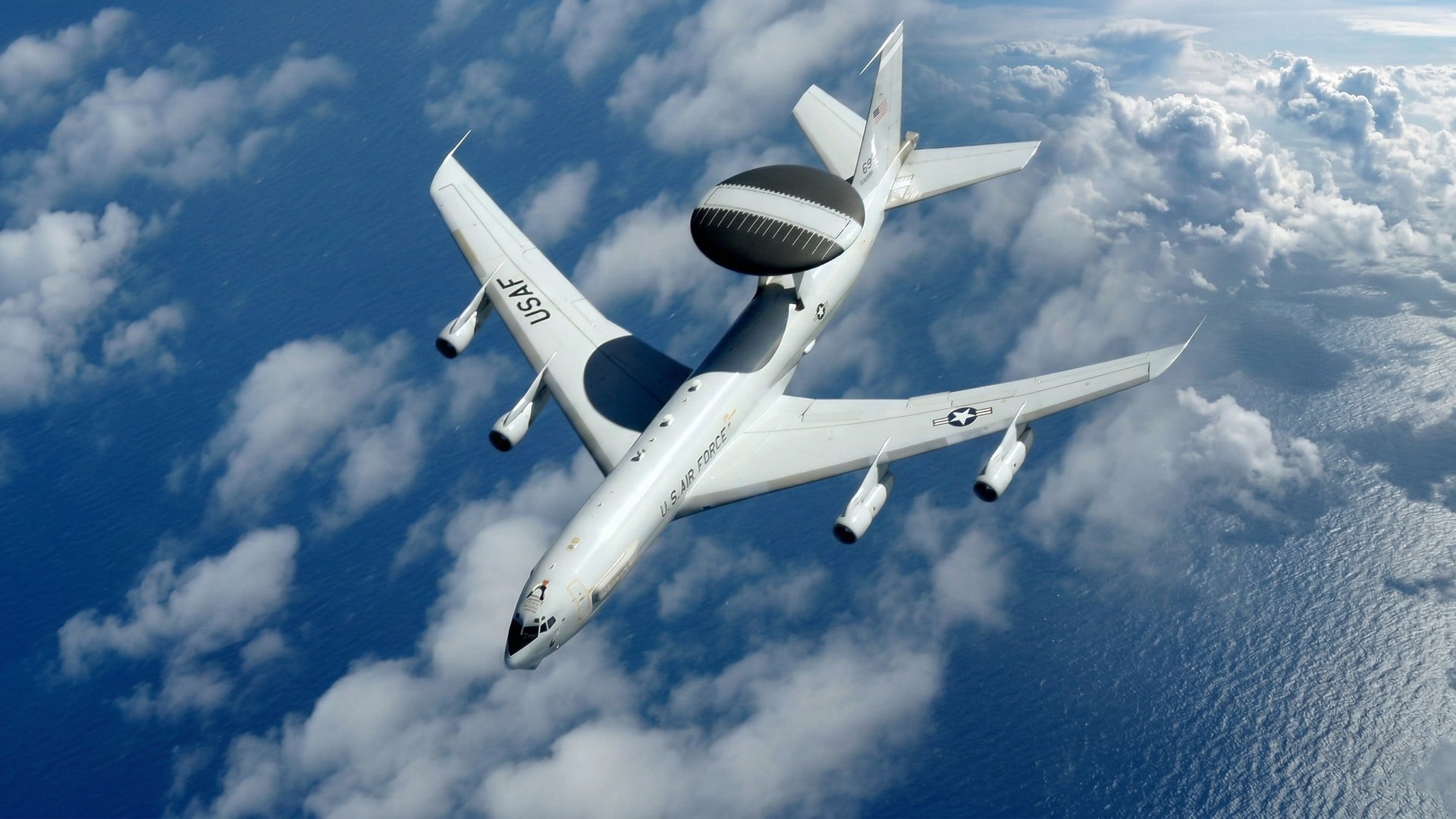 Militärtechnologie, Radar, US Air Force, Militärflugzeug, Frühwarnsystem, Luftraumüberwachung, USAF, Radardom, Luftaufklärung, Surveillance, Boeing E-3 Sentry, AWACS, Aufklärungsflugzeug