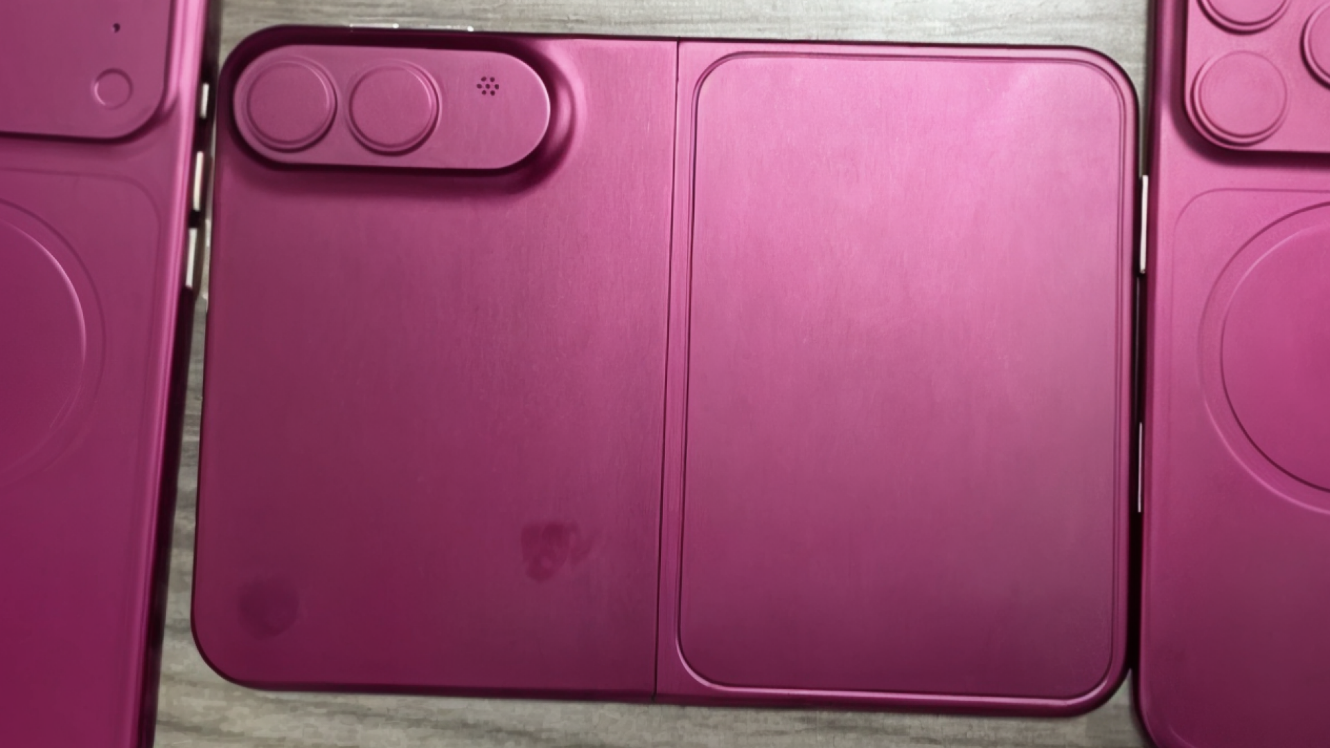 Smartphone, Leak, foldable, Dummy, Iphone Fold, Apple iPhone 18 Fold, Apple iPhone 18 Pro Max, Apple iPhone 18 Pro