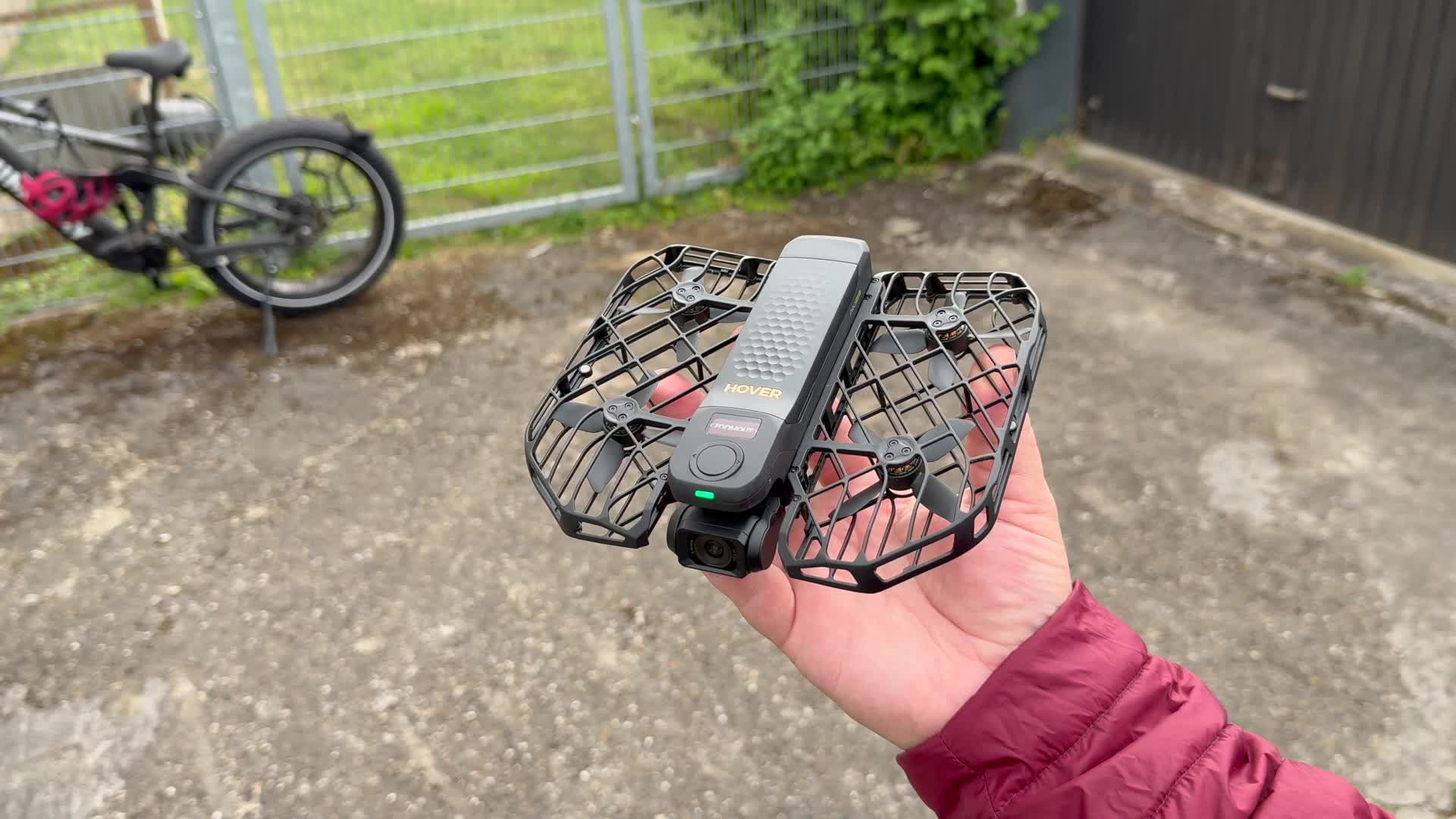 Drohne, Android App, iOS App, Content Creator, Flugmodi, Kamera Drohne, HoverAir X1 Pro Max, Zero Zero, Lifestyle Drohne, vertikales Filmen, 4K Aufnahme, TikTok Creator, Hovermodus, Follow Modus