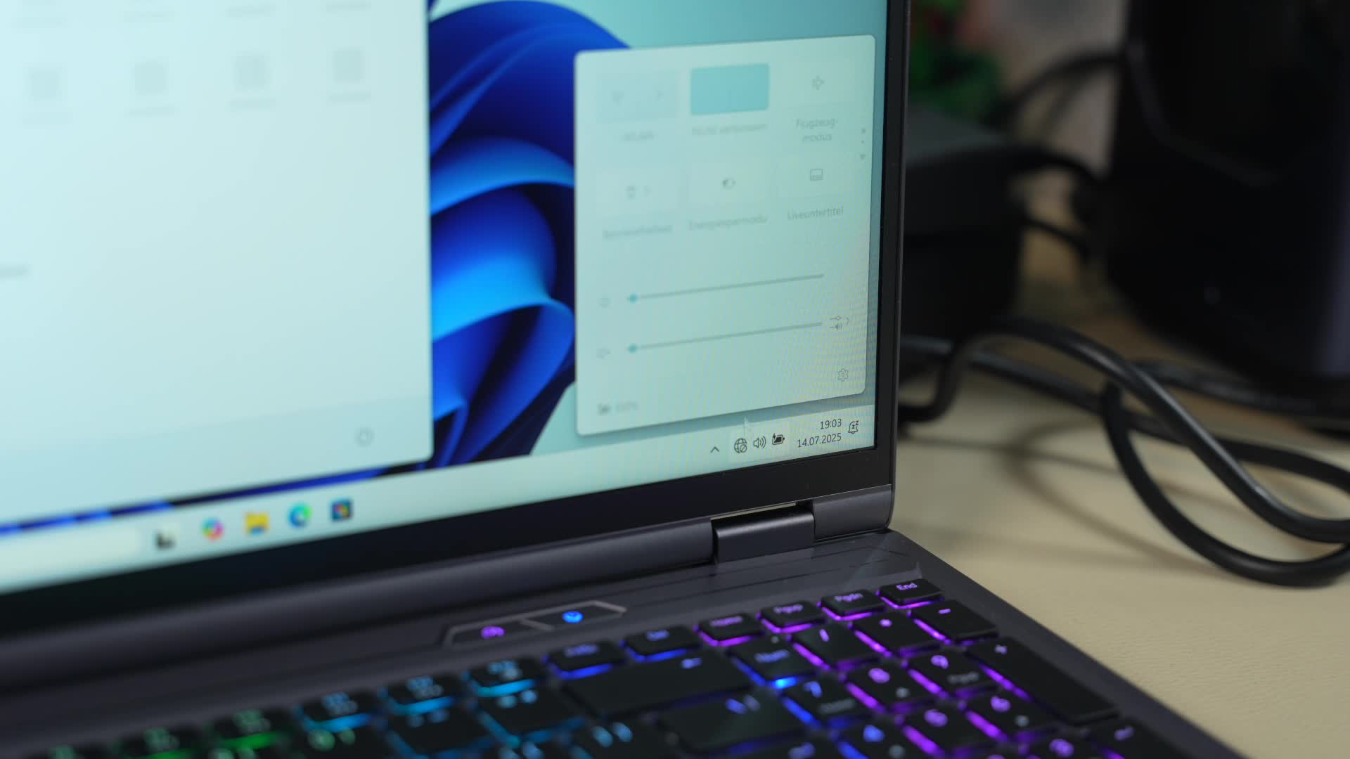 Timm Mohn, Usb Stick, Windows Installation, SSD Upgrade, Treiberpaket, Samsung 9100 Pro, Chuwi Gamebook, Windows Image, Installations Anleitung, Boot Menü, Windows Neuinstallation, PCIe 5.0 SSD, Datenträger Formatierung, Installations Skript, Windows Einrichtung