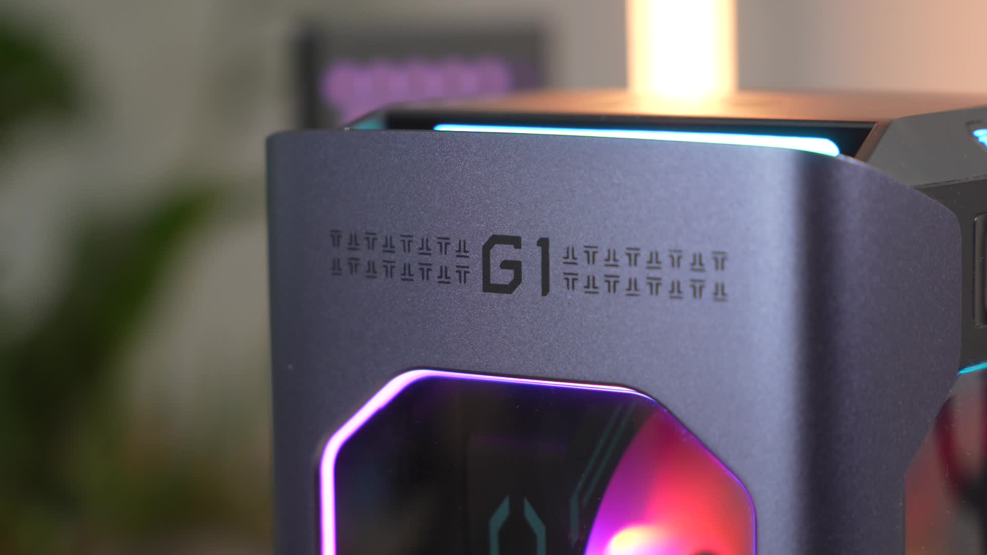 Test, Timm Mohn, mini-pc, Benchmark, Mini PC, 3dmark, Geekom, Wasserkühlung, Preis Leistung, PC Hardware, Gaming Performance, Geekom Megamini G1, DDR5 RAM, Hardware Test, Nvidia RTX 4060, Gaming Mini PC, Intel i9 13900H, Phison SSD, 1080p Gaming