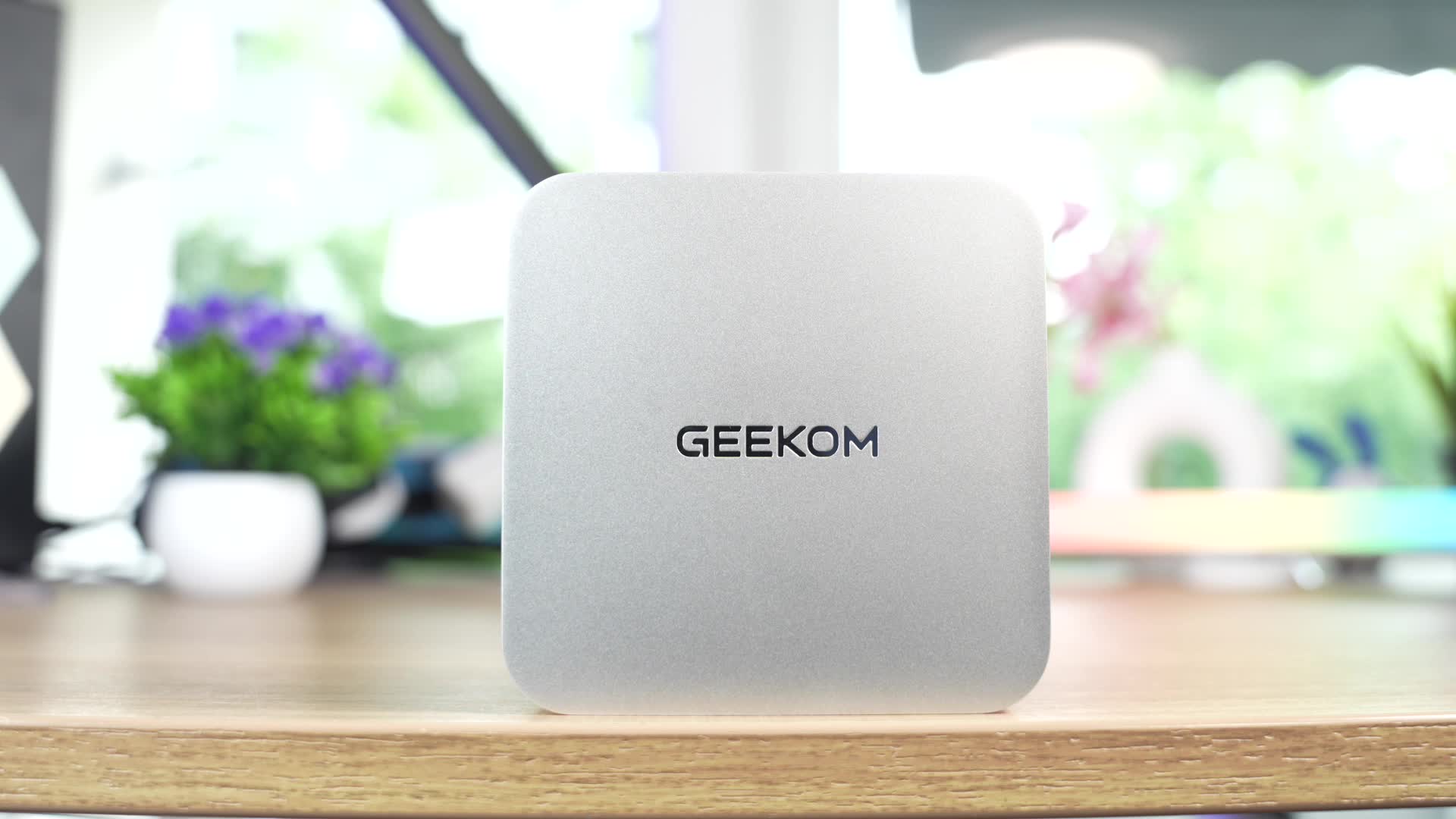 Hardware, Ssd, Timm Mohn, mini-pc, Ram, Usb, Homeoffice, AMD Ryzen, Mini PC, Kühlung, Hdmi, Anschlüsse, Geekom A8, AMD R7 8745HS, VESA Adapter