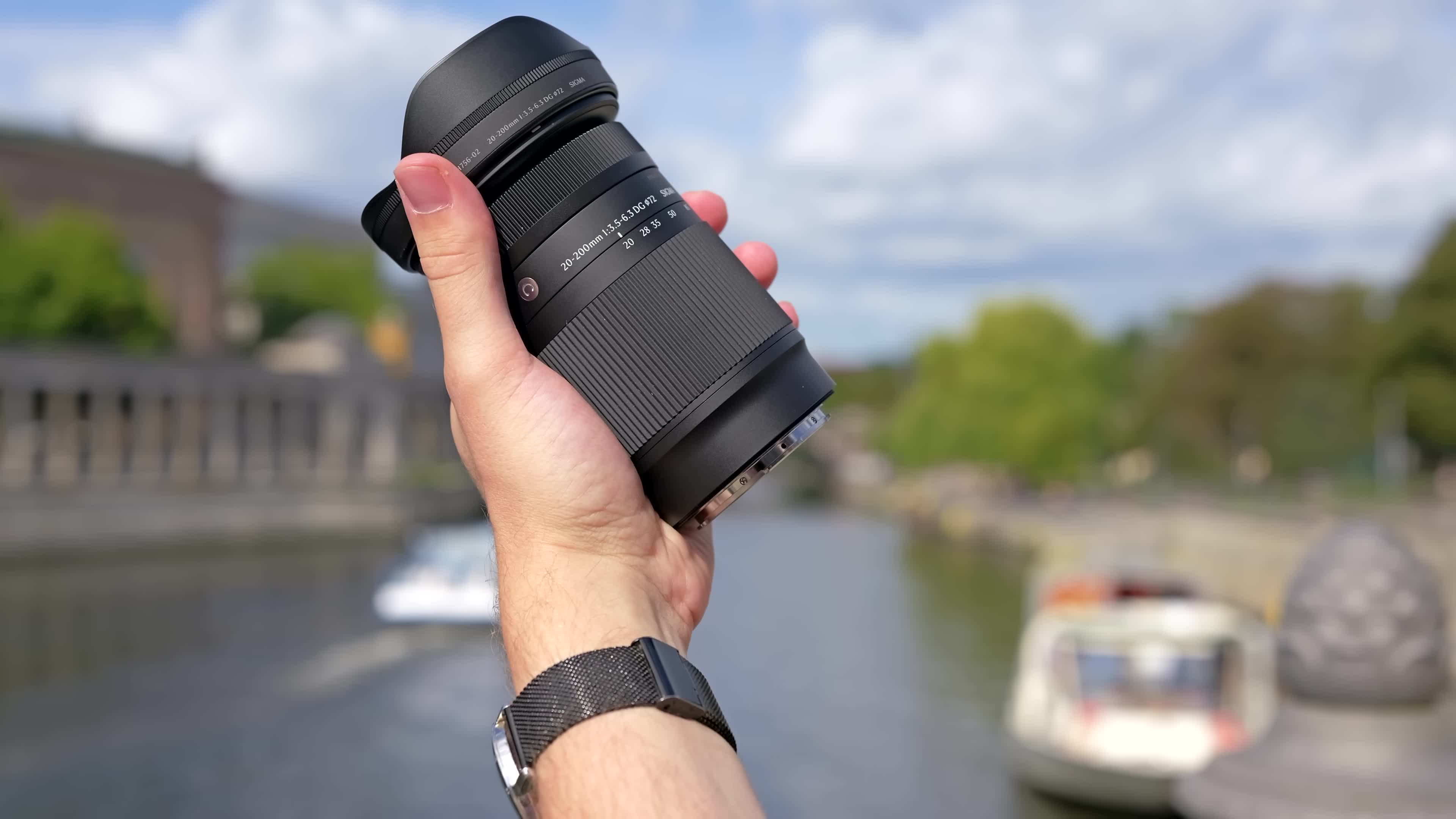 Test, ValueTech, Fotografie, Objektiv, Bildqualität, Autofokus, Vollformat, ValueTech TV, Content Creator, Videoaufnahme, Reisefotografie, Reisezoom, Preis-Leistungs-Verhältnis, Brennweitenbereich, Sigma 20-200mm, Makrofähigkeit, Zehnfach-Zoom