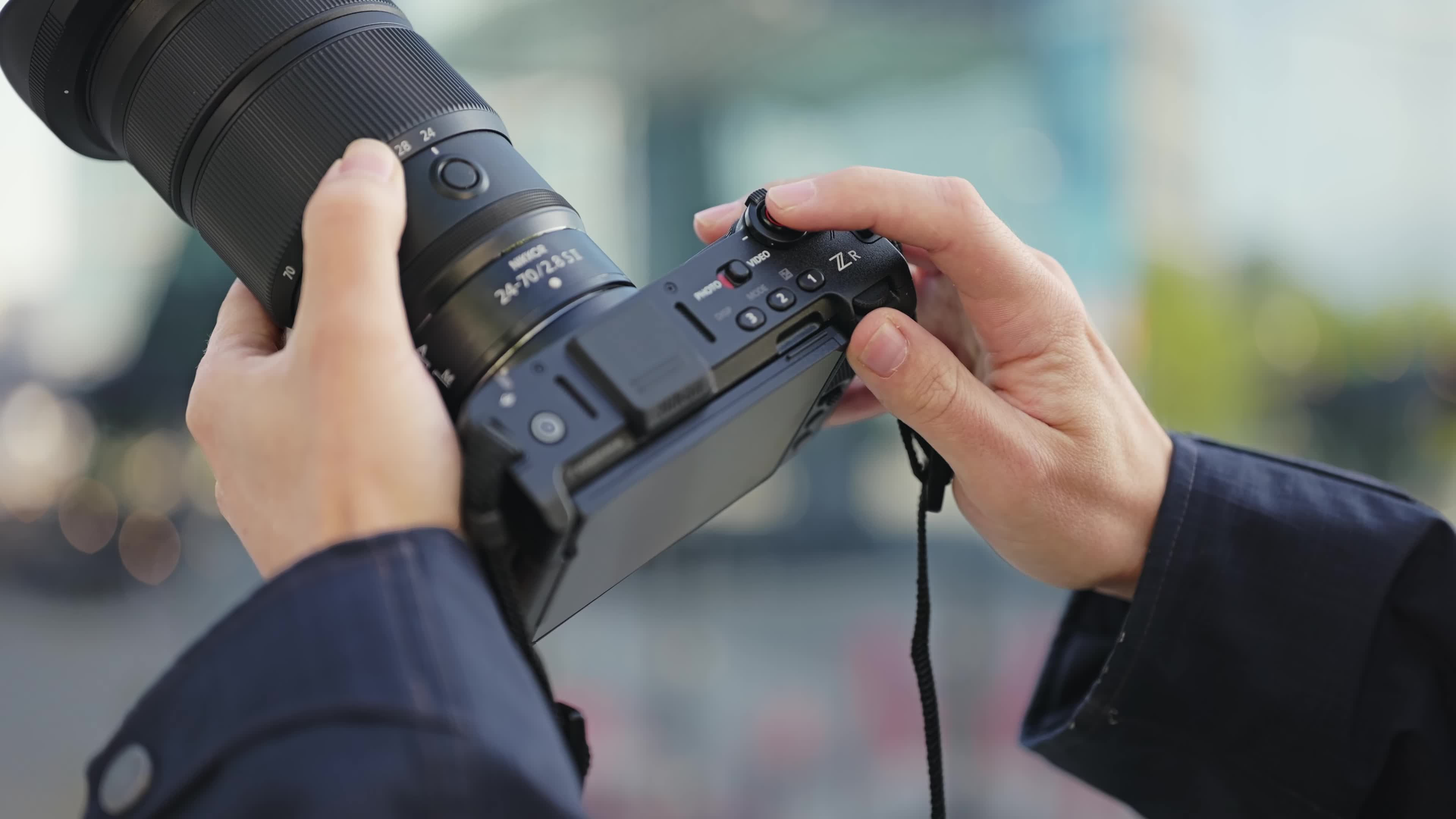 Test, ValueTech, Fotografie, Nikon, Autofokus, Systemkamera, Bildstabilisator, ValueTech TV, Videokamera, 4K Video, Kameratest, Videoproduktion, Nikon ZR, RED Technologie, 6K RAW, Zeitlupenaufnahmen, 32 Bit Float Audio, OZO Technologie