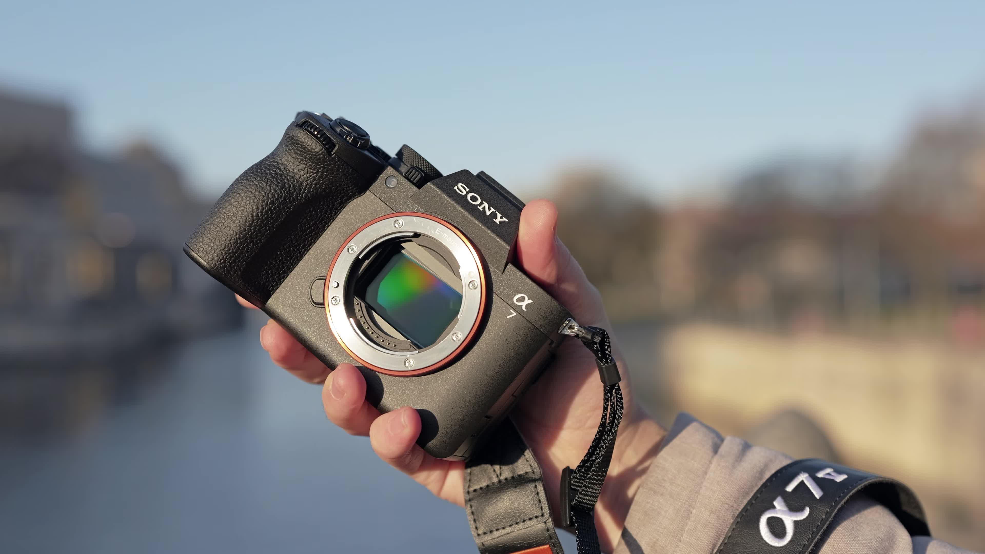 Test, ValueTech, Fotografie, Akkulaufzeit, Autofokus, ValueTech TV, Vollformat, 4K Video, Bildstabilisierung, Kamera Test, Vollformatsensor, Serienbildaufnahme, Spiegellose Kamera, Sony Alpha 7 V, Alpha Serie, Bionz XR II, RAW Modus