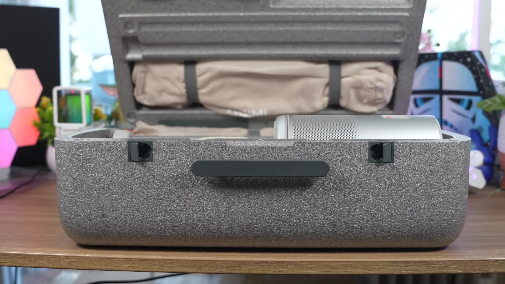 Test, Timm Mohn, Beamer, Projektor, Xgimi, Jmgo, Transport Case, Transporttasche, Valerion, UST Projektor, N1 Ultra, VisionMaster Pro2, MoGo 4 Laser, Outdoor Beamer, Beamer Zubehör, Projektor Vergleich, O2S Ultra