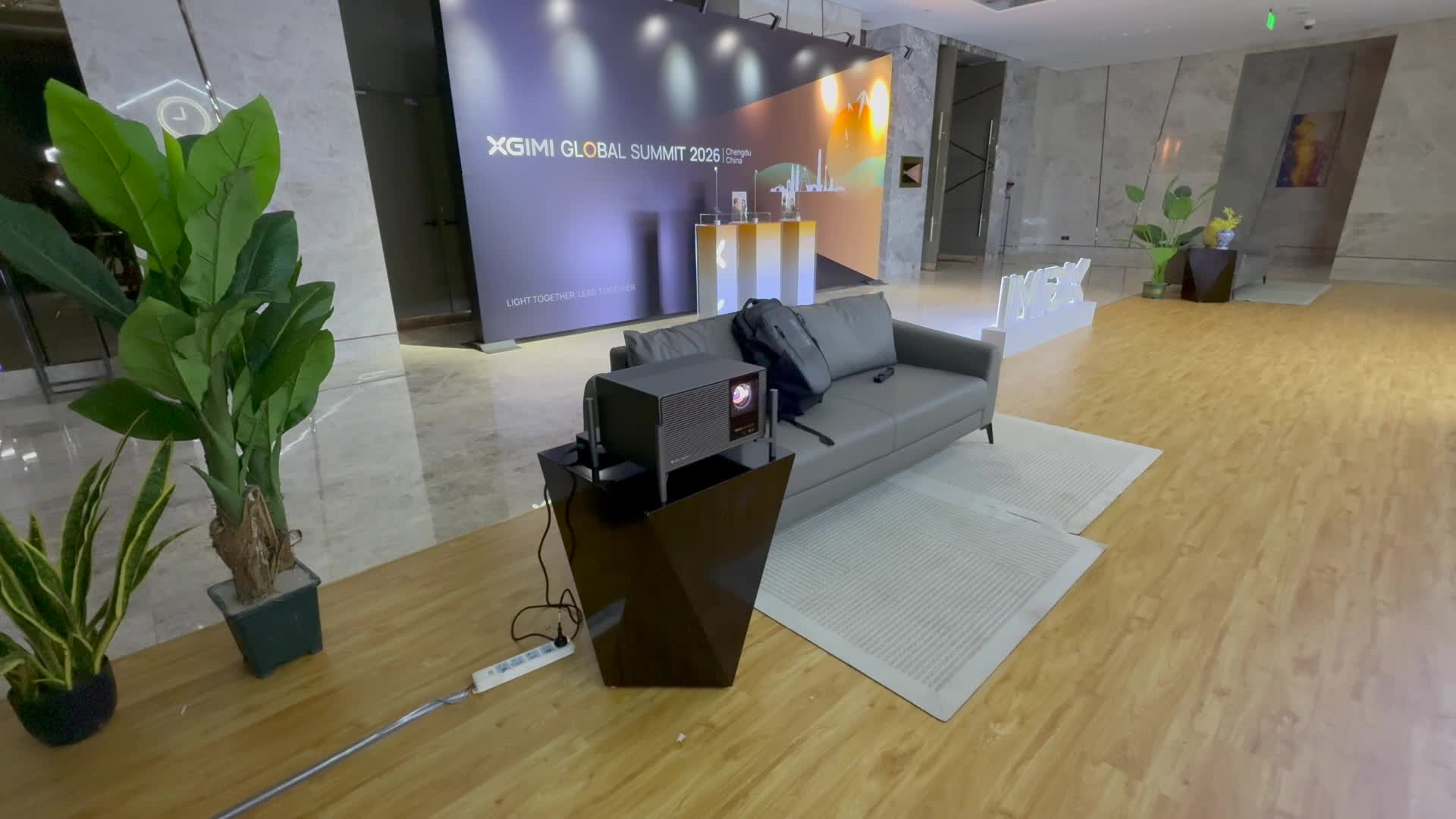 Timm Mohn, Kickstarter, Beamer, Projektor, Google Tv, Heimkino, Dolby Vision, HDR10+, Xgimi, Imax Enhanced, Triple Laser, Home Cinema, 4K Projektor, Laser Projektor, Xgimi Titan Noir Max, 7000 ISO Lumen, MediaTek MT9681