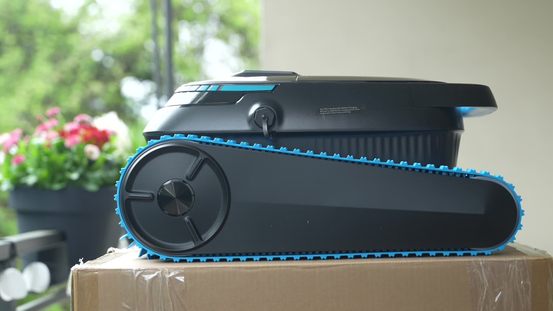 Amazon, Timm Mohn, 99 Euro, OTA Update, Pool Reinigung, MAC Adresse, Botlife PC20, Pool Reiniger, Pool Roboter, App Anbindung, SmartLife Smart Living App, Version 1.0.2, 18927 Liter pro Stunde, Reinigungsmodus Stark, Filterkorb, Navigationssensoren, 399