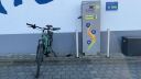 Metron AC01: So l�sst sich das E-Bike an der Auto-Ladestation laden